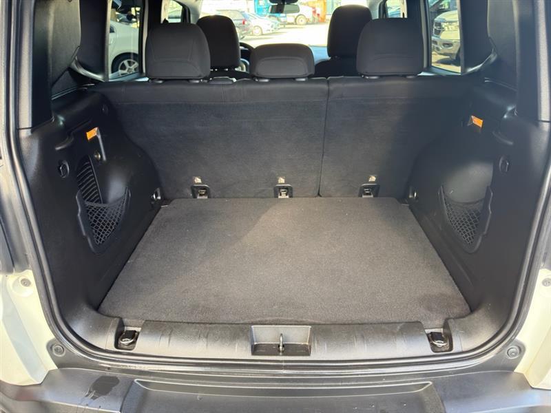 Jeep Renegade Latitude FWD 2016