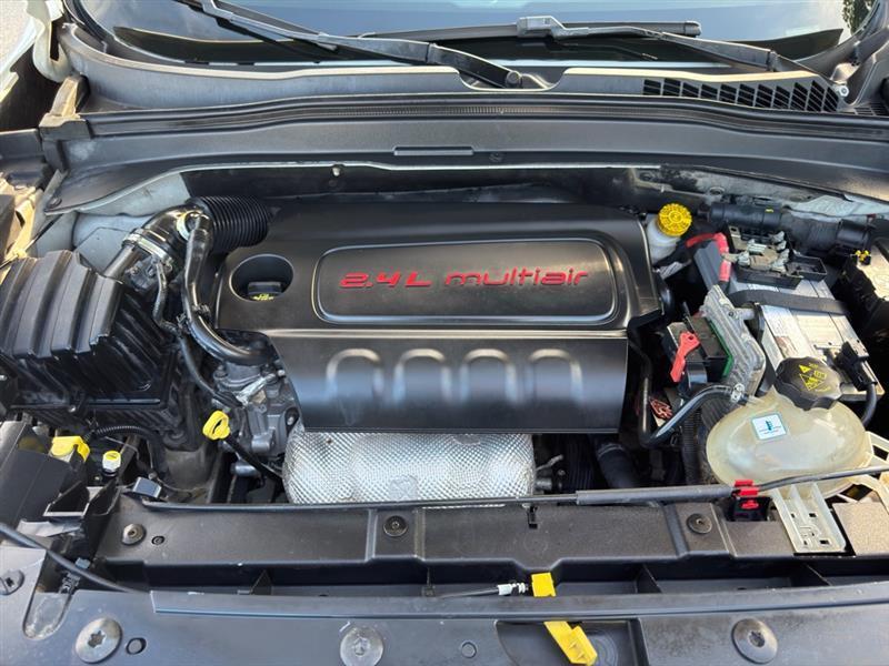 Jeep Renegade Latitude FWD 2016