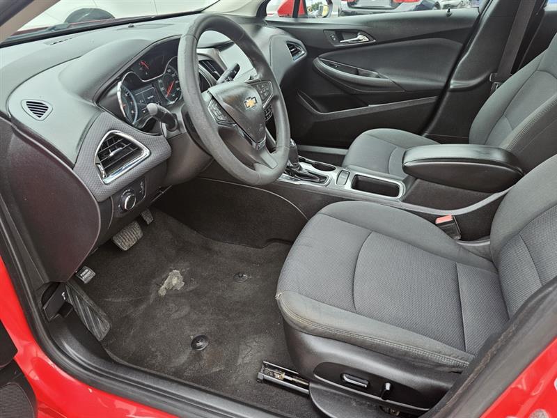 Chevrolet Cruze LT Auto Hatchback 2017