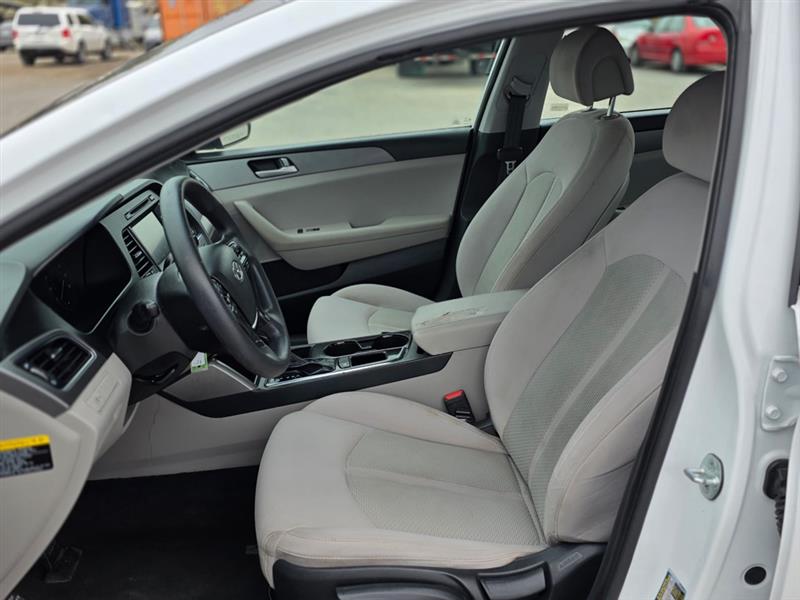 Hyundai Sonata SE 2016