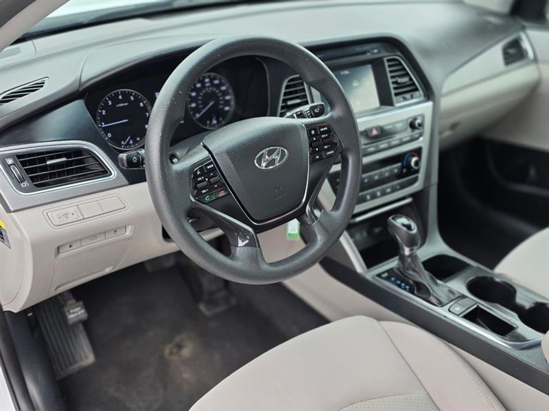 Hyundai Sonata SE 2016