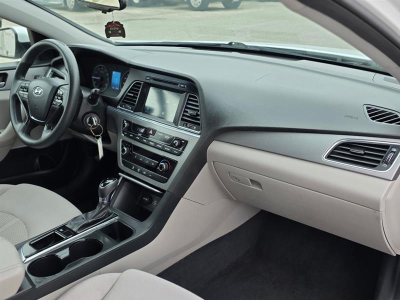 Hyundai Sonata SE 2016