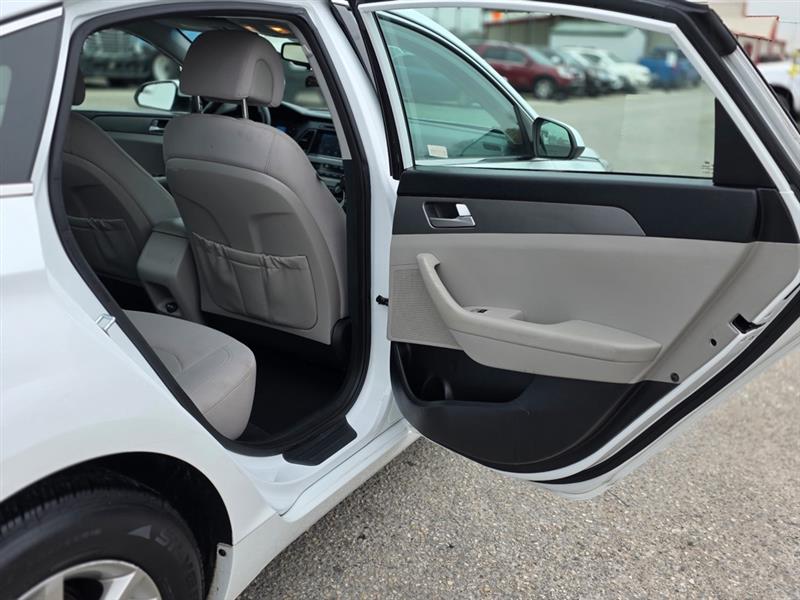 Hyundai Sonata SE 2016