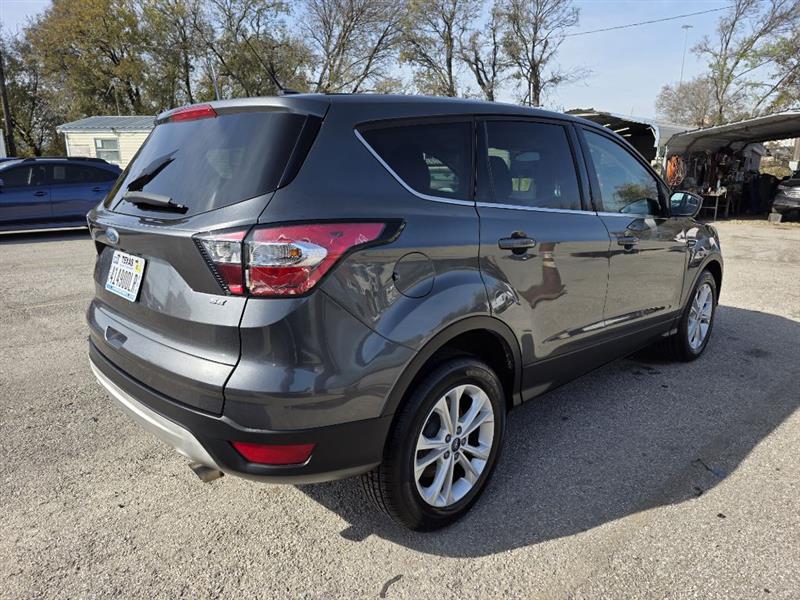 Ford Escape SE FWD 2017