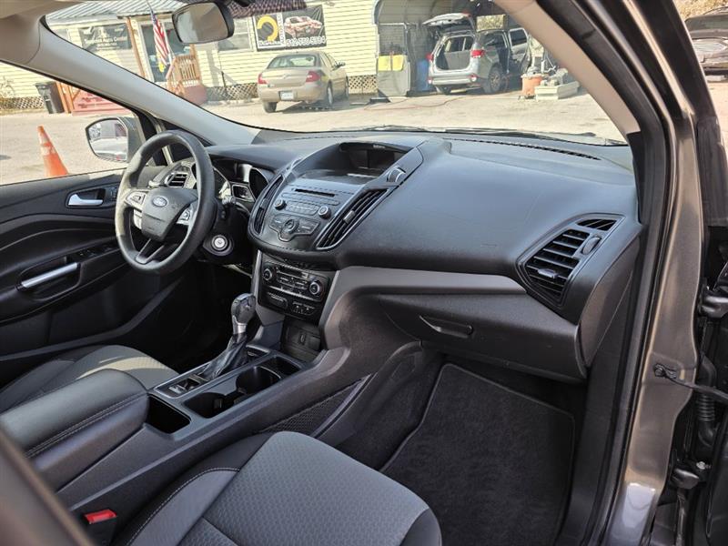 Ford Escape SE FWD 2017