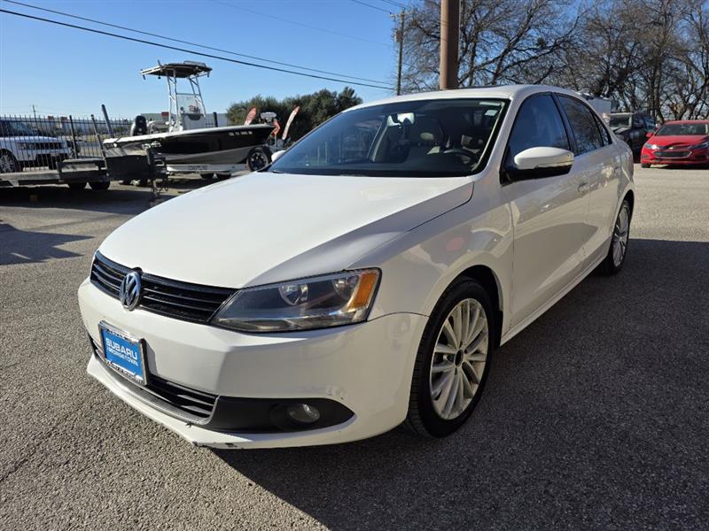 Volkswagen Jetta SEL PZEV 2013