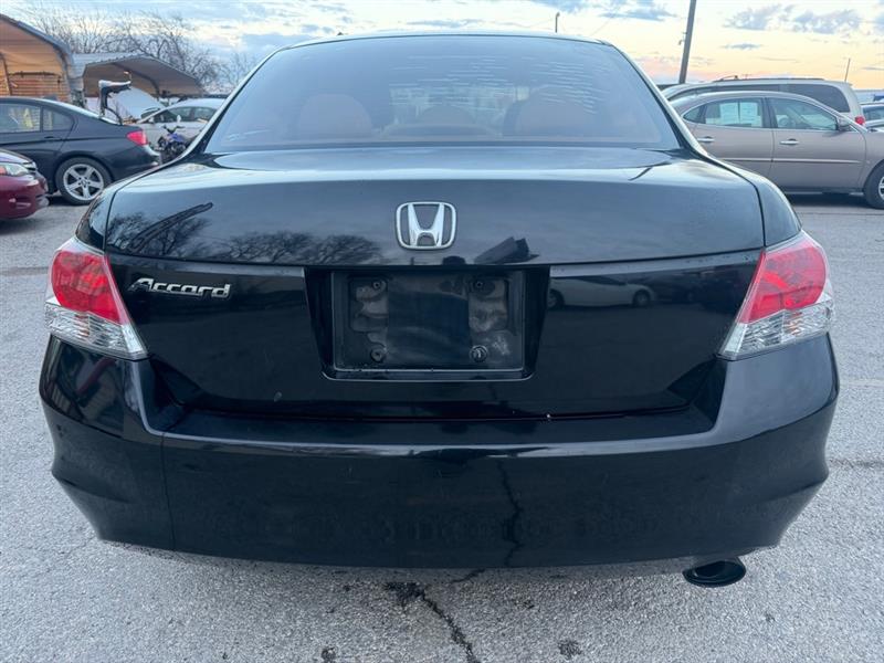 Honda Accord LX-P Sedan AT 2010