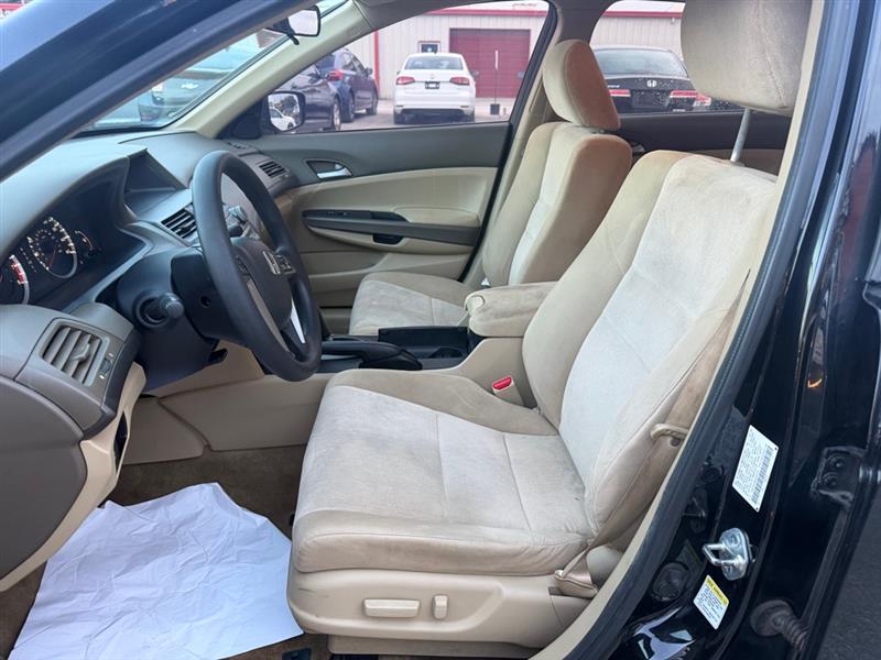 Honda Accord LX-P Sedan AT 2010