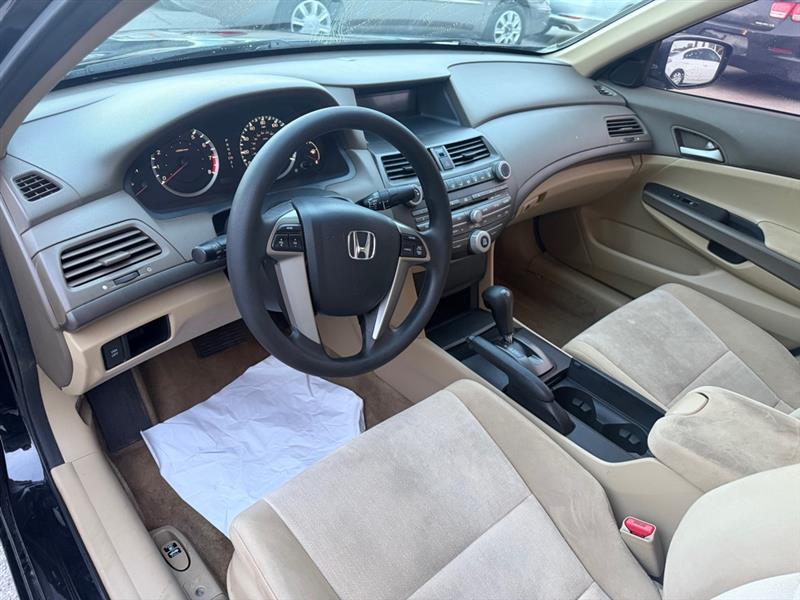 Honda Accord LX-P Sedan AT 2010