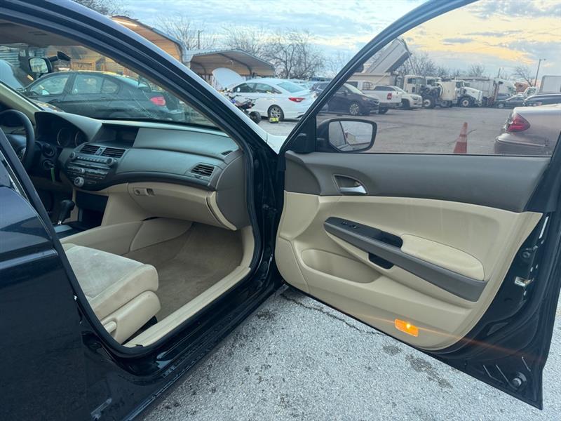 Honda Accord LX-P Sedan AT 2010