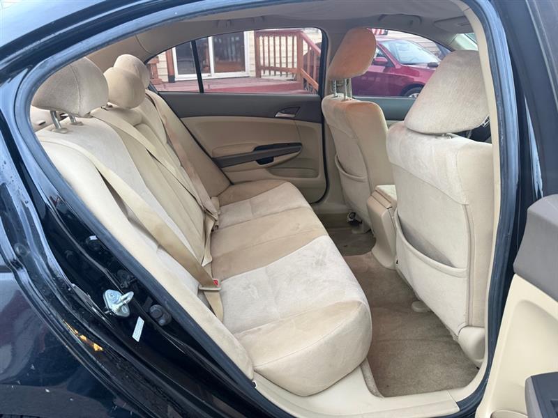 Honda Accord LX-P Sedan AT 2010