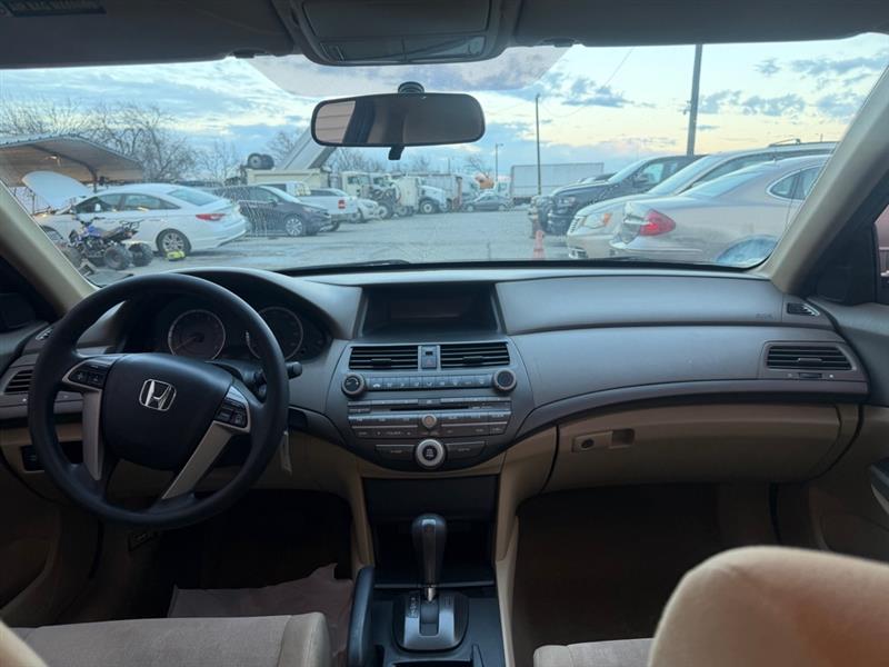 Honda Accord LX-P Sedan AT 2010