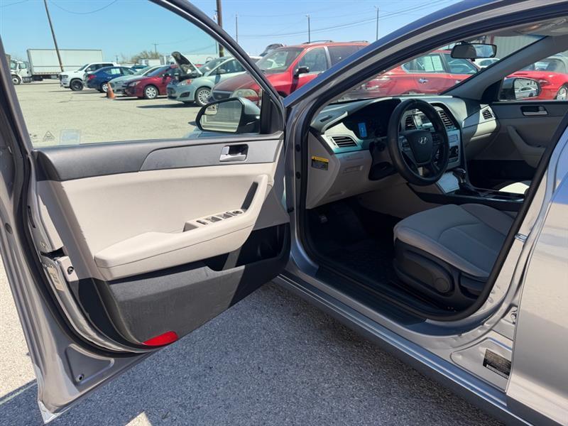 Hyundai Sonata SE 2017