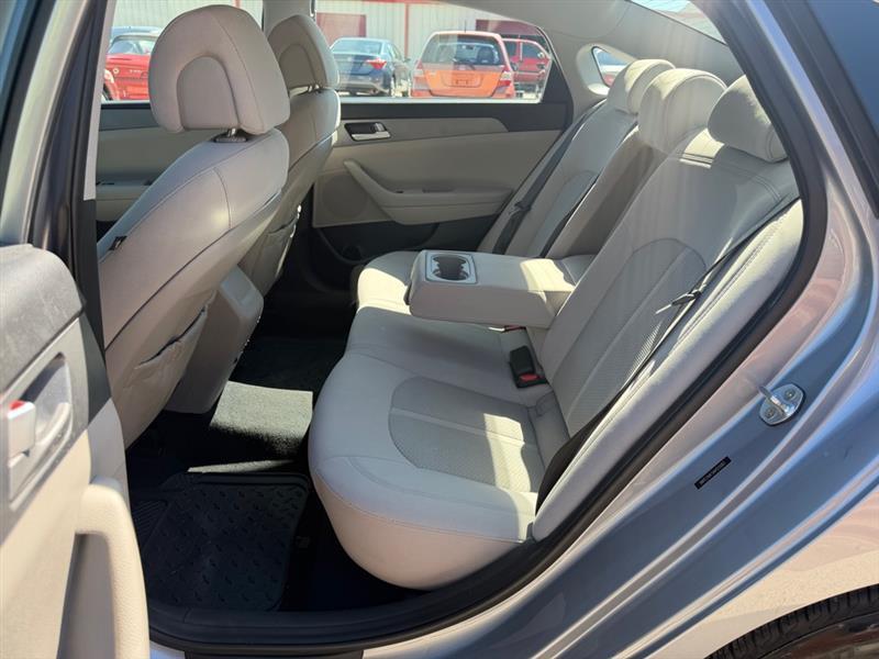 Hyundai Sonata SE 2017