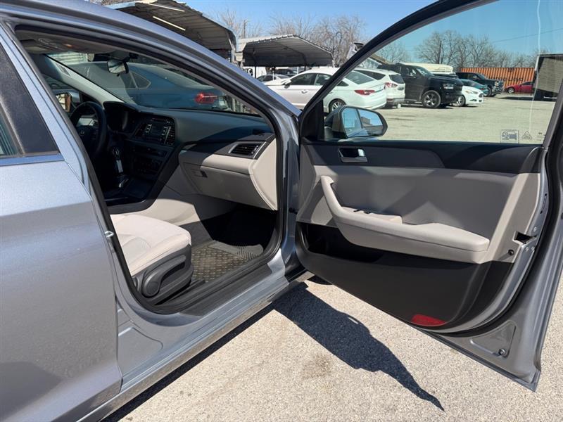 Hyundai Sonata SE 2017