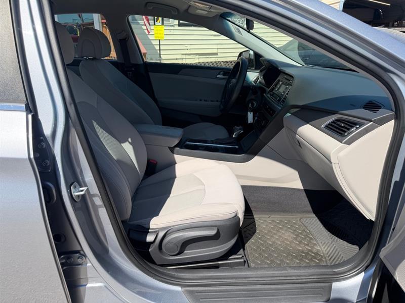 Hyundai Sonata SE 2017