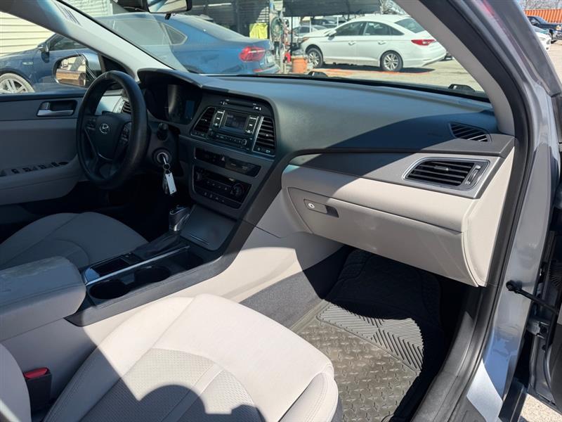 Hyundai Sonata SE 2017