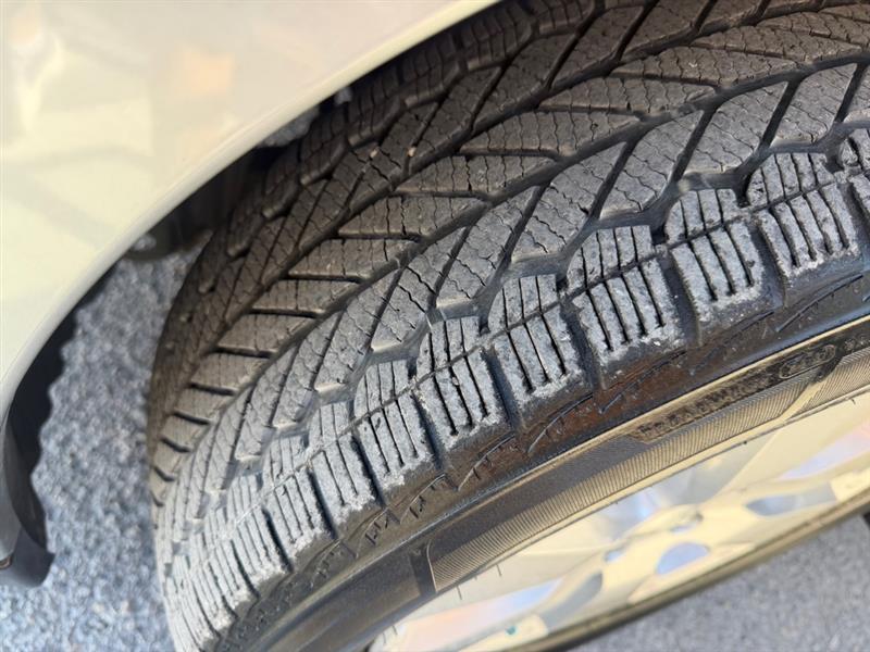 Subaru Outback 2.5i Premium 2012