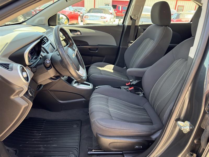 Chevrolet Sonic LT Auto Sedan 2020