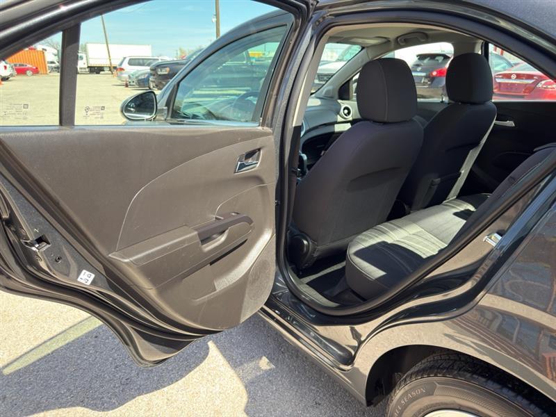 Chevrolet Sonic LT Auto Sedan 2020