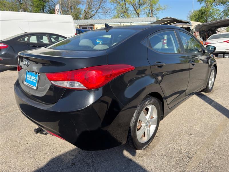Hyundai Elantra GLS A/T 2011