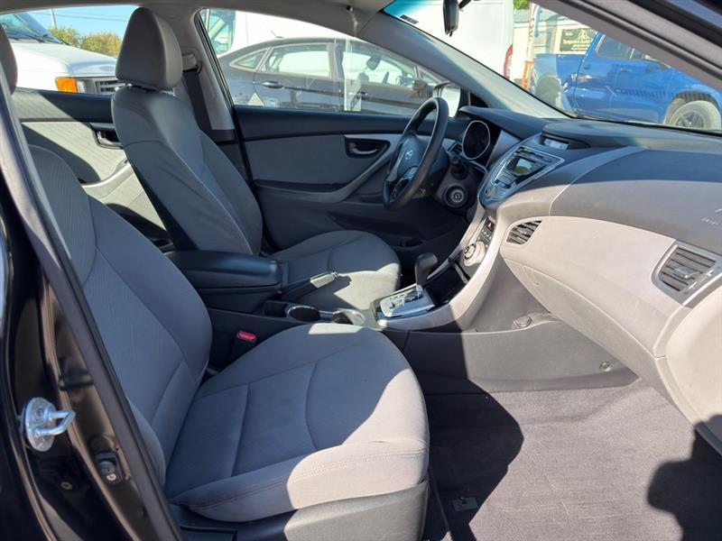 Hyundai Elantra GLS A/T 2011