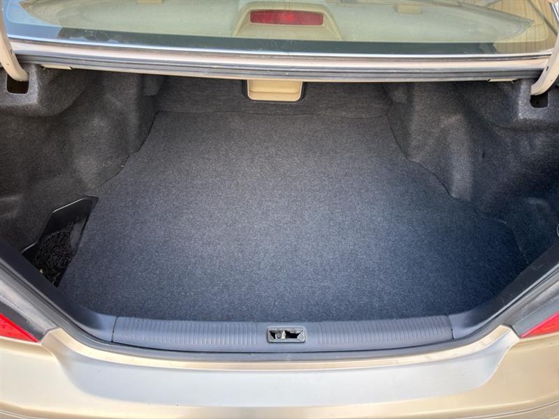 Toyota Avalon XL 2001