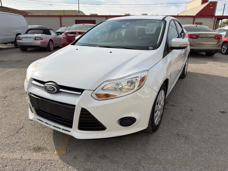 Ford Focus SE Sedan 2013
