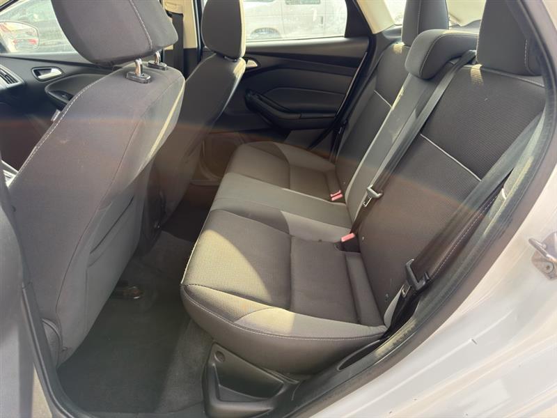 Ford Focus SE Sedan 2013