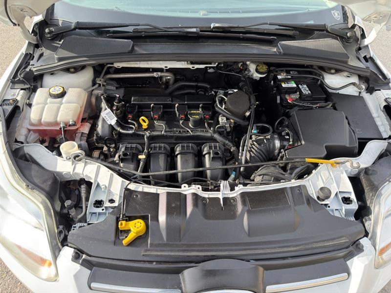 Ford Focus SE Sedan 2013