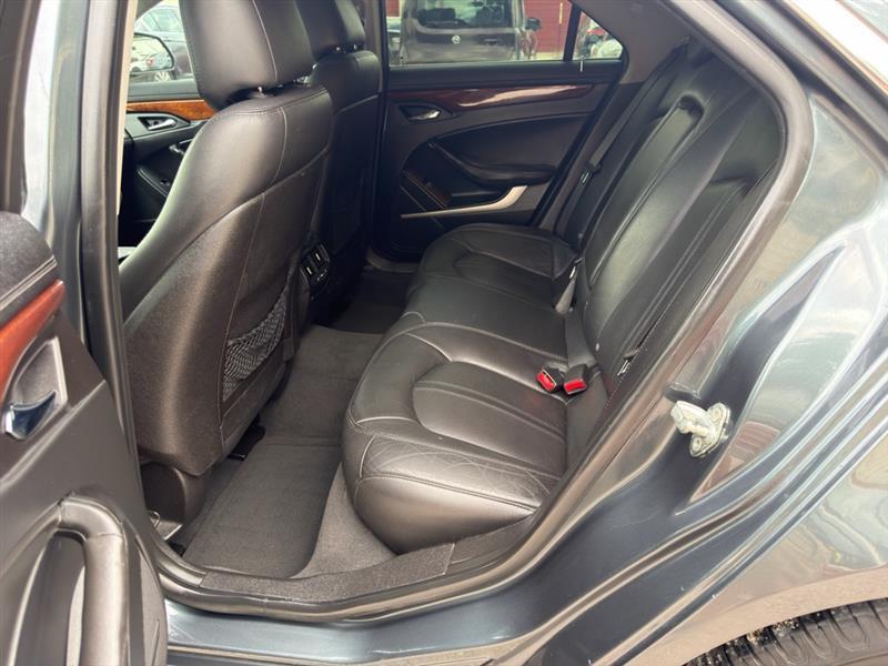 Cadillac CTS 3.0L Luxury 2011