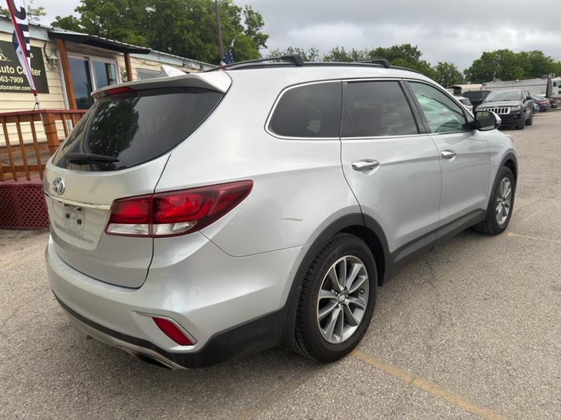 Hyundai Santa Fe SE FWD 2018