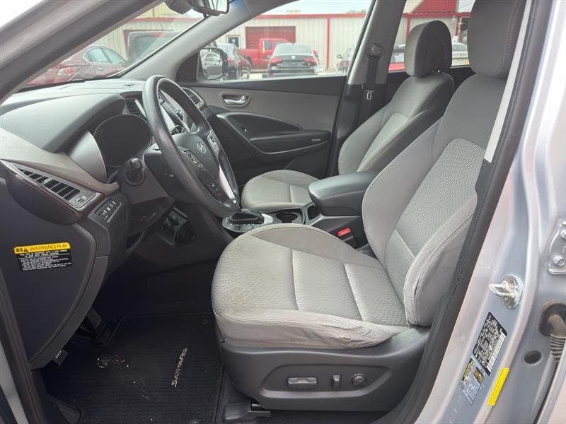 Hyundai Santa Fe SE FWD 2018