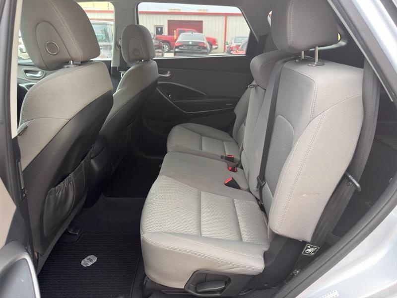 Hyundai Santa Fe SE FWD 2018