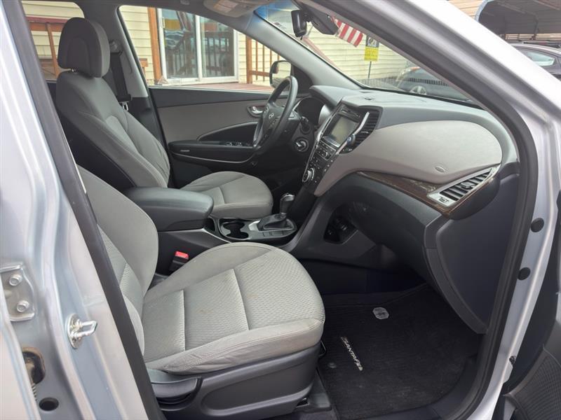 Hyundai Santa Fe SE FWD 2018