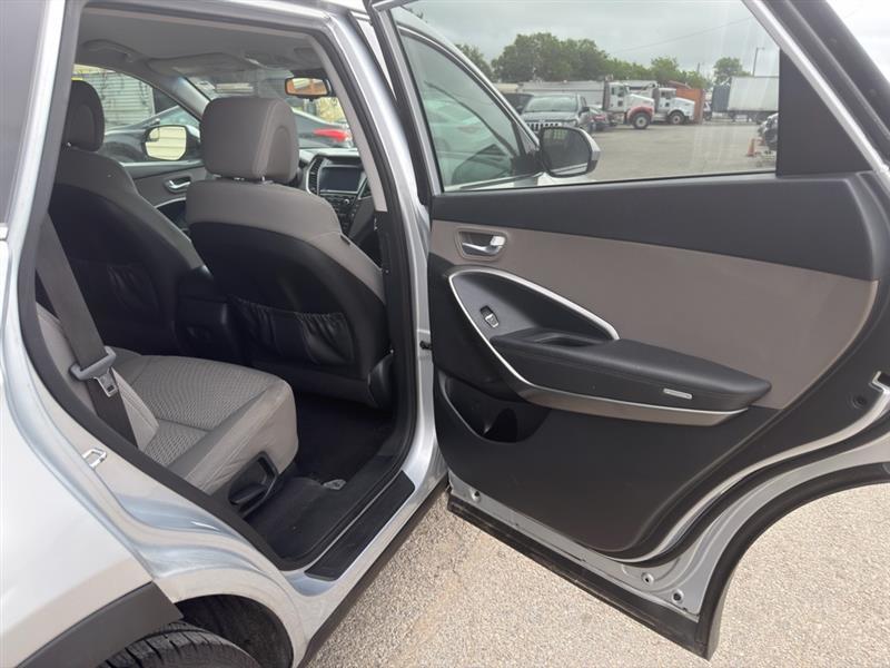 Hyundai Santa Fe SE FWD 2018