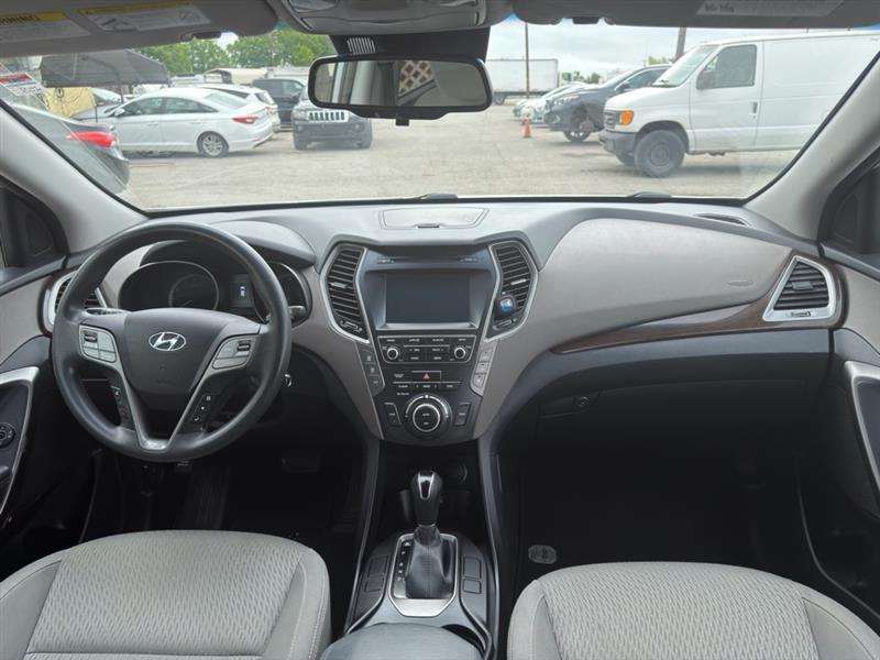 Hyundai Santa Fe SE FWD 2018