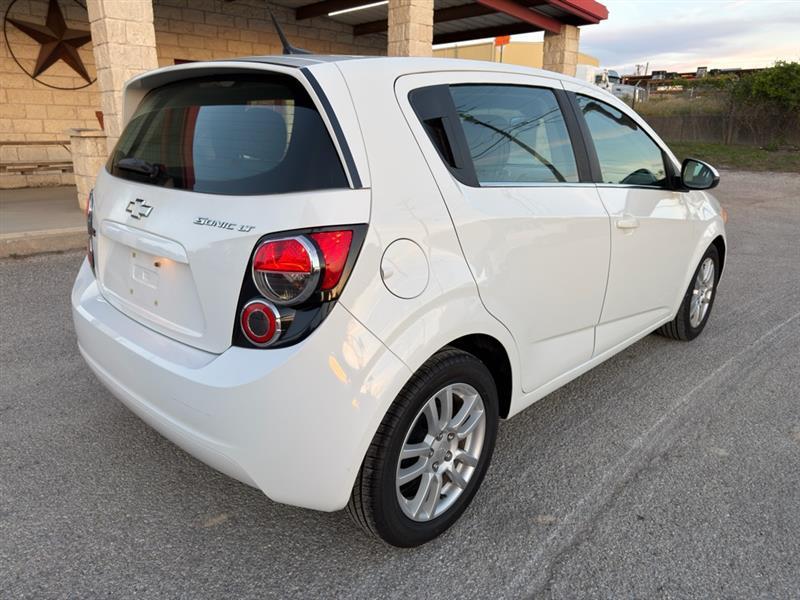 Chevrolet Sonic LT Auto 5-Door 2013