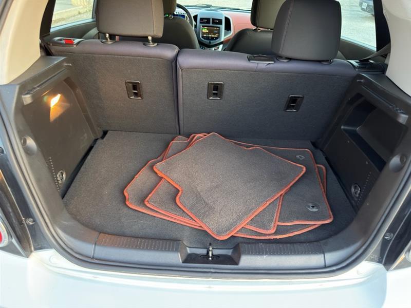 Chevrolet Sonic LT Auto 5-Door 2013