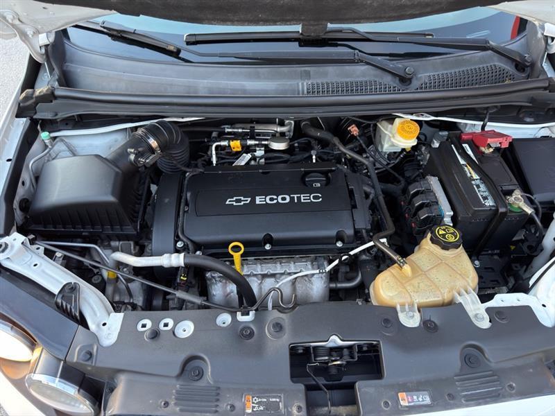 Chevrolet Sonic LT Auto 5-Door 2013