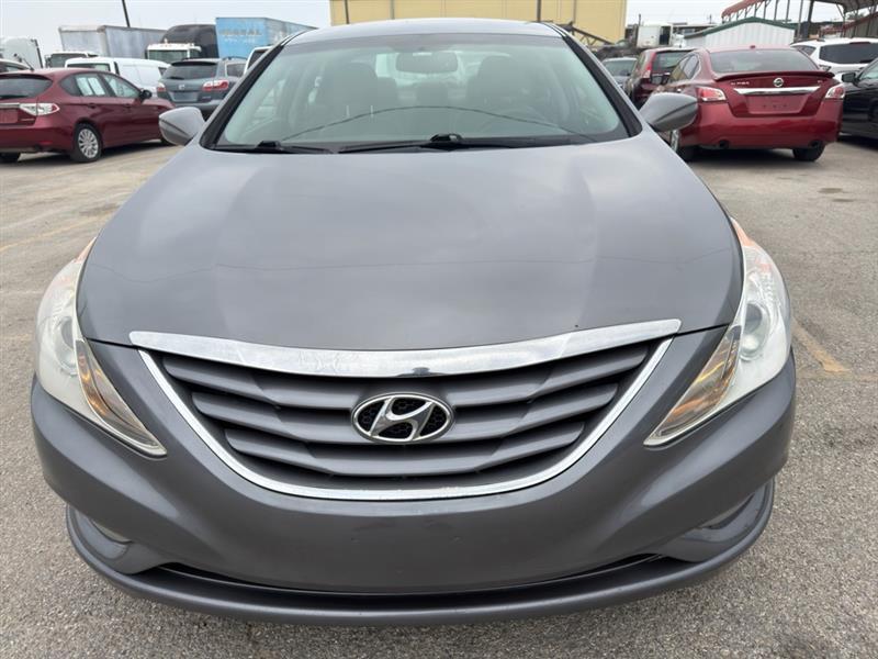 Hyundai Sonata GLS 2013