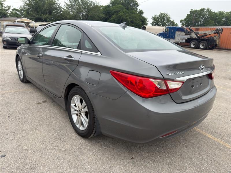 Hyundai Sonata GLS 2013