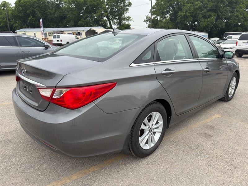 Hyundai Sonata GLS 2013