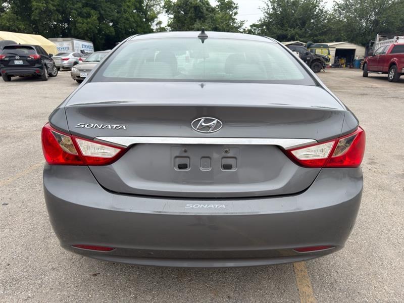 Hyundai Sonata GLS 2013