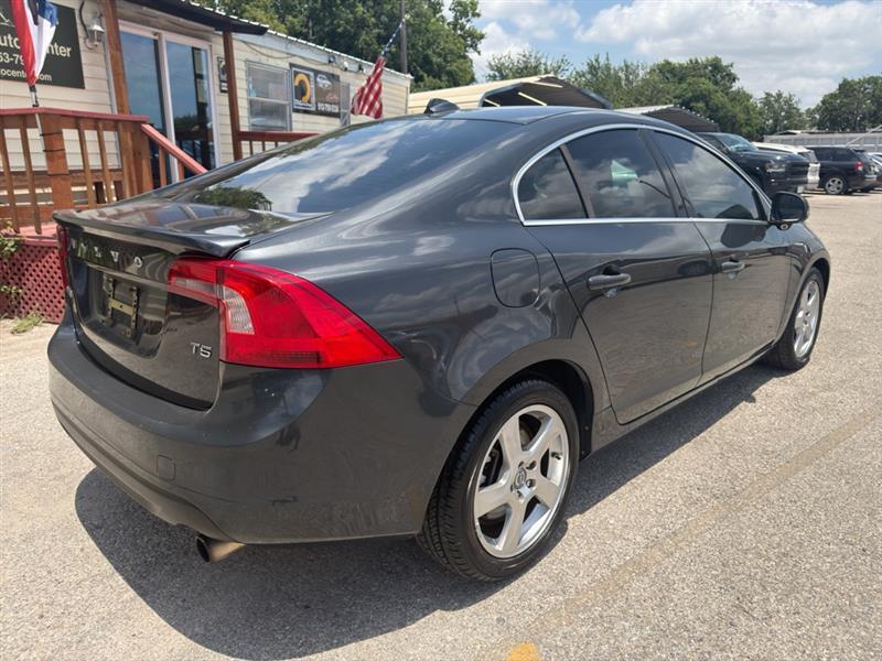 Volvo S60 T5 2012