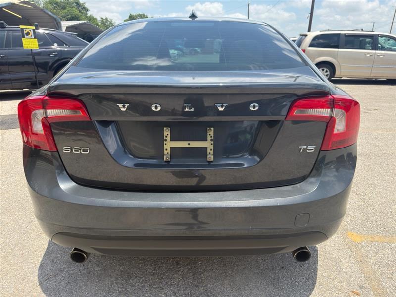 Volvo S60 T5 2012
