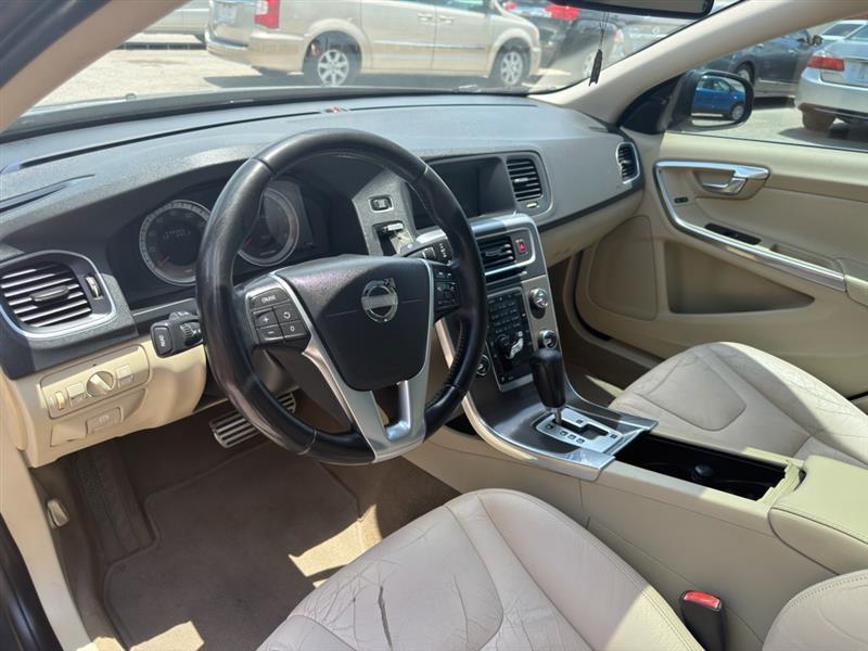 Volvo S60 T5 2012