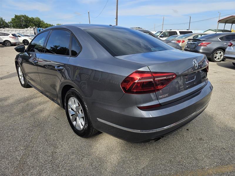 Volkswagen Passat S 2018