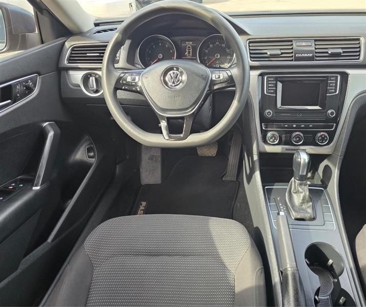Volkswagen Passat S 2018