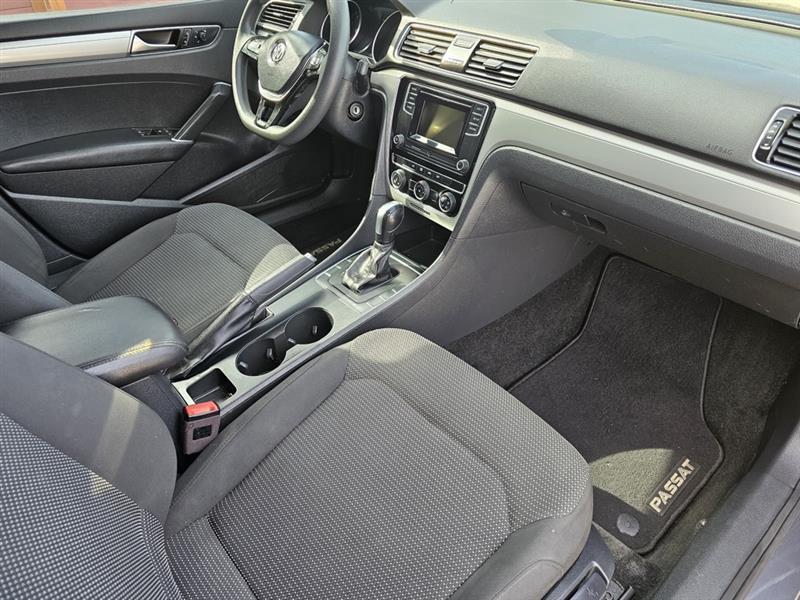 Volkswagen Passat S 2018